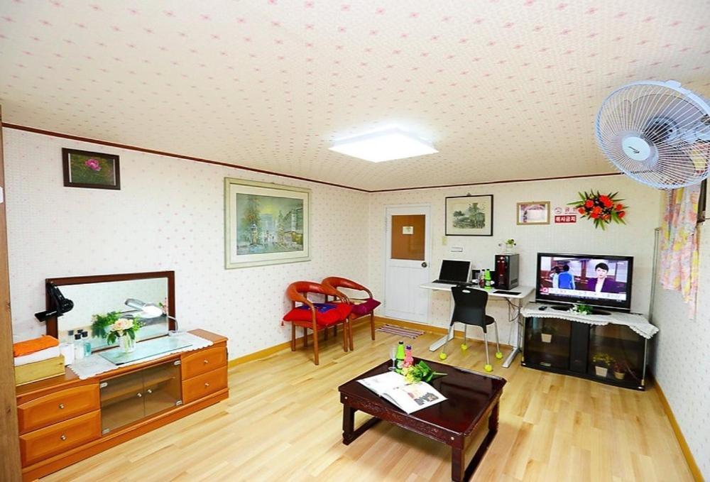 Osakae Anteo Mulraebang-A Pension Yangyang Chambre photo